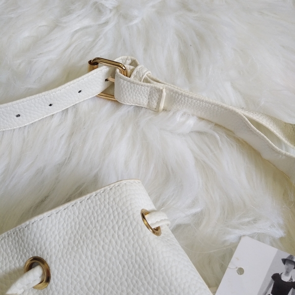 New Bucket Bag/BumBag Purse - Picture 8 of 12